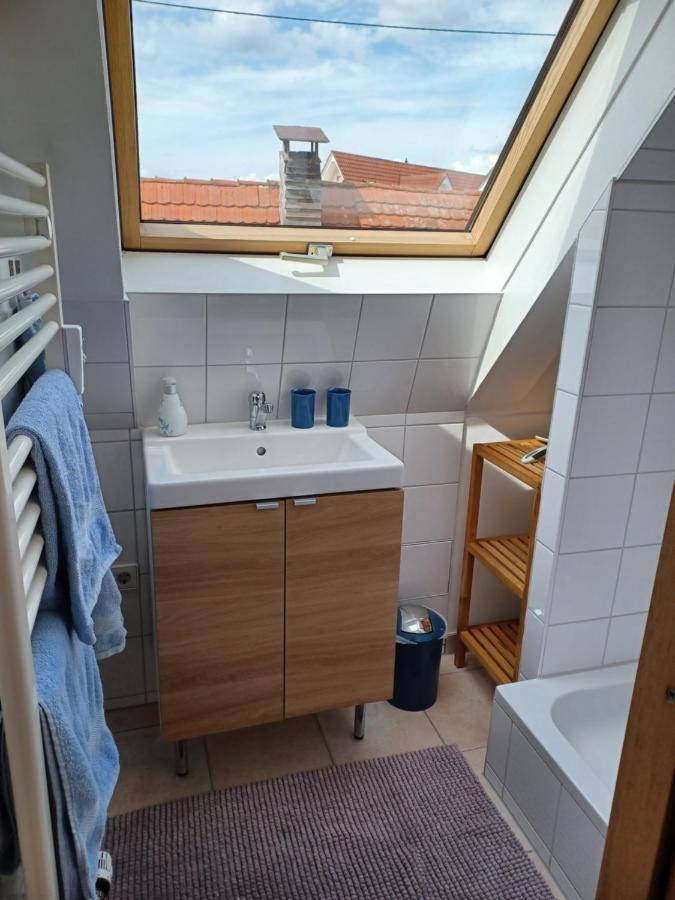 Giebelzimmer Mit Weinbergblick Stetten  Екстериор снимка